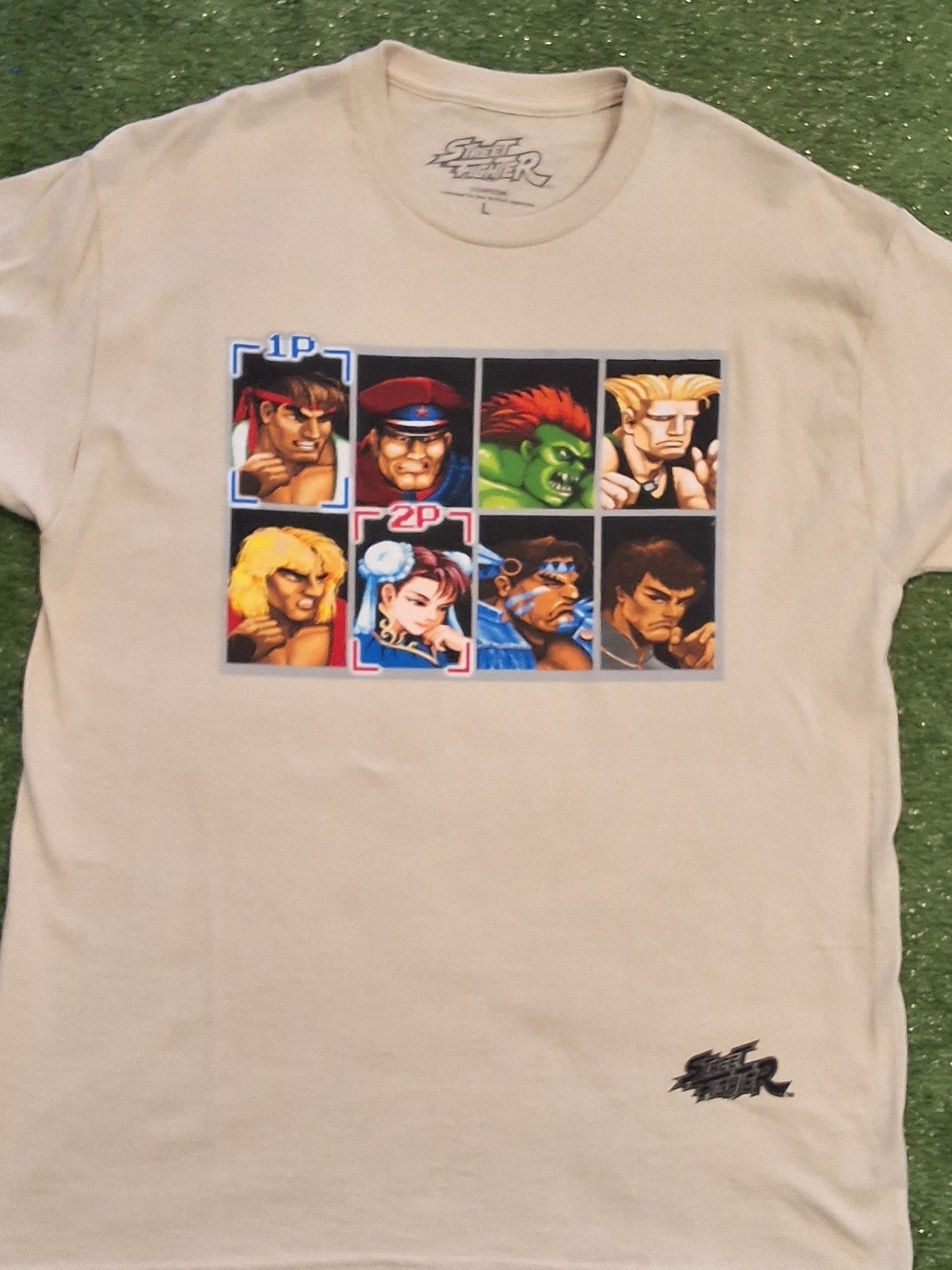 Street Fighter character graphic tee Graphic Tee Beige Large NWT